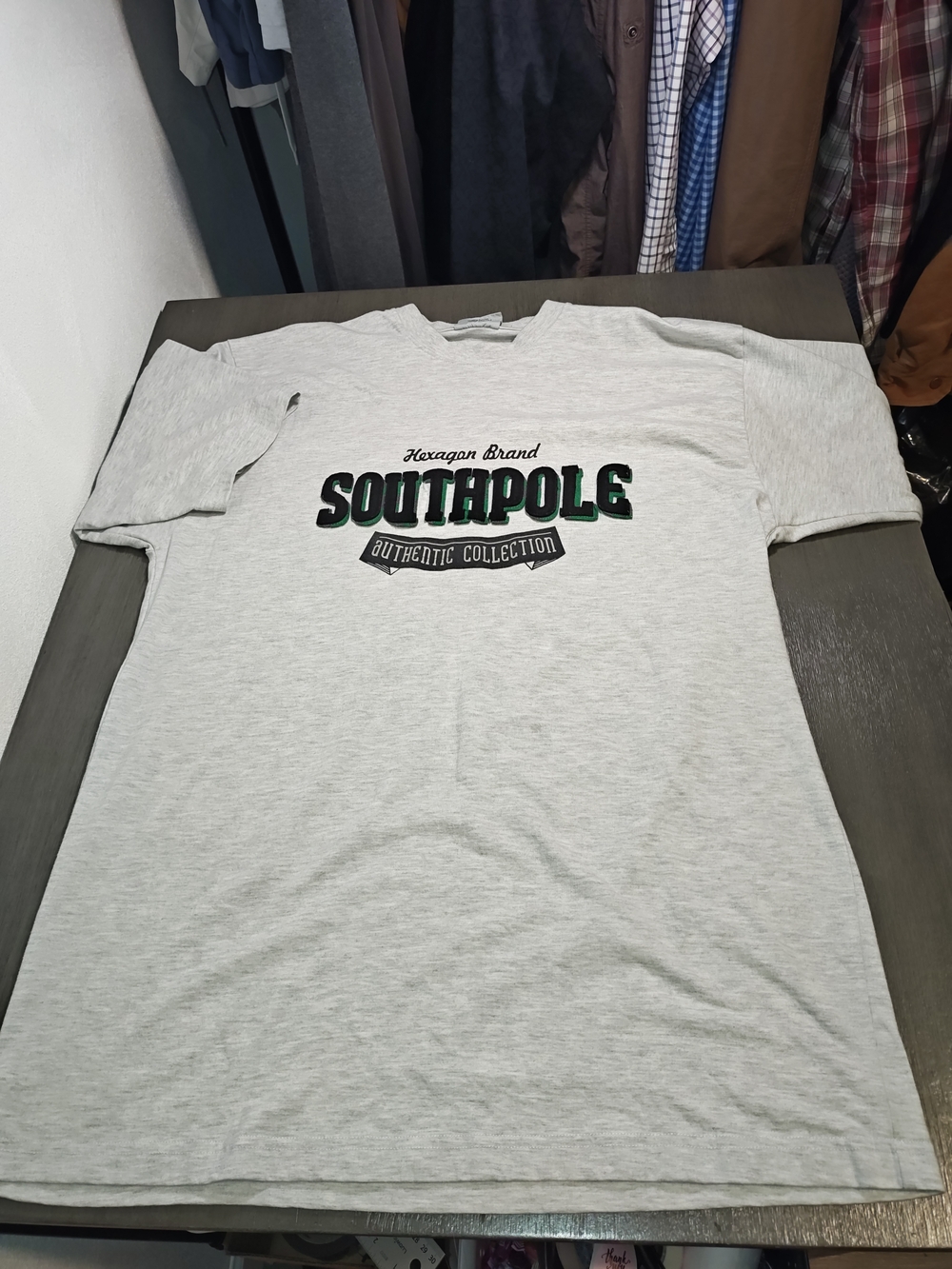 South Pole Vintage 90s Men’s Light Gray Graphic Tee - Authentic Collection